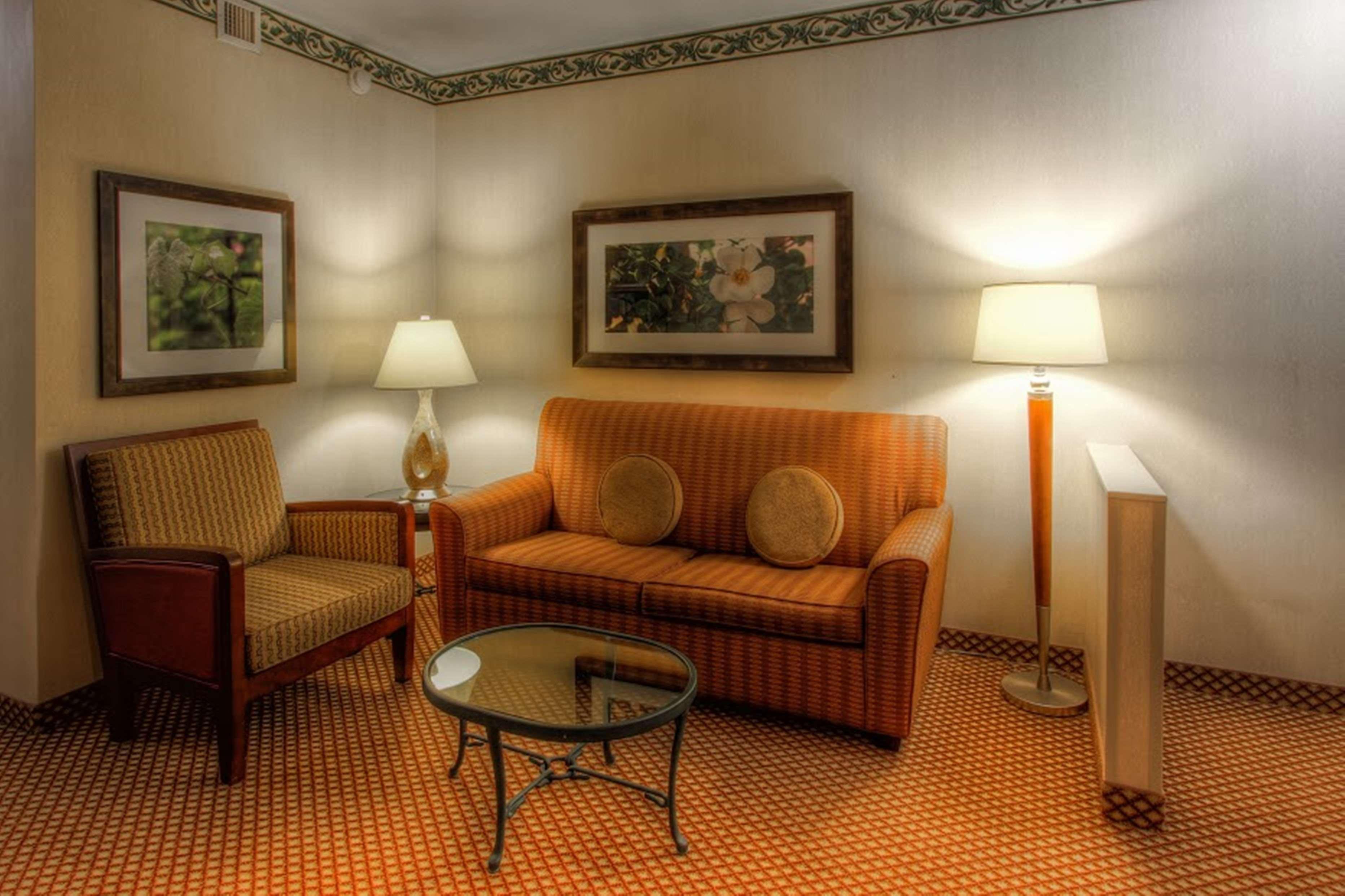 Hilton Garden Inn Williamsburg Dış mekan fotoğraf